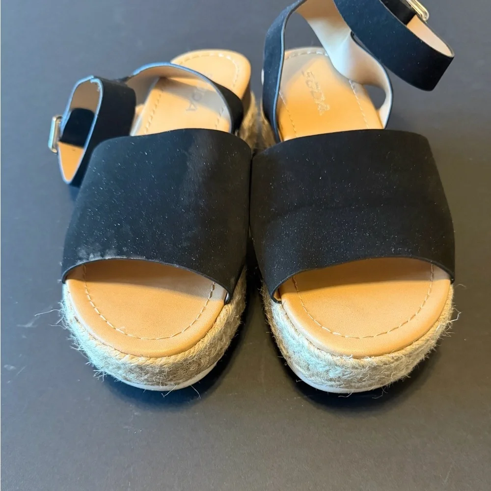 SODA black platform sandals, ankle strap, open front and back, jute accent, 7.5
